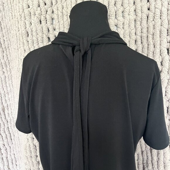 Banana Republic Factory Black Pleated Back Tee Medium - Picture 6 of 9